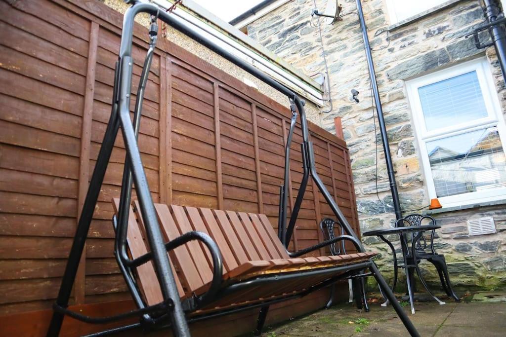 באלנאו פסטיניוג Dol Bach - Your Homely Welsh Cottage In The Heart Of Snowdonia מראה חיצוני תמונה