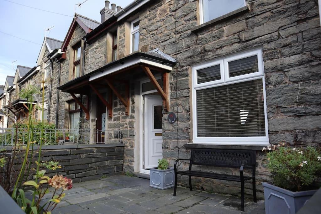 באלנאו פסטיניוג Dol Bach - Your Homely Welsh Cottage In The Heart Of Snowdonia מראה חיצוני תמונה